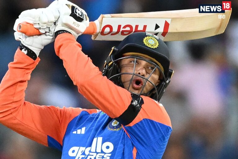 425.00 की स्ट्राइक रेट से अभिषेक शर्मा ने ठोके रन, 12 बॉल पर ठोकी फिफ्टी