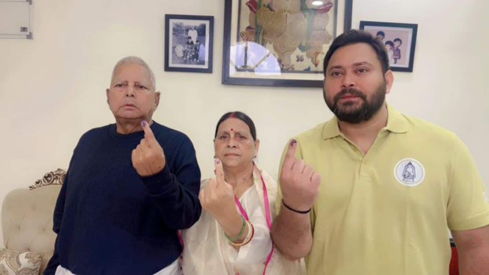 Lalu yadav: 'तवे से रोटी पलटती रहनी चाहिए, नहीं तो जल जाएगी', लालू यादव ने वोट देने के बाद NDA के 20 साल के शासन पर कसा तंज