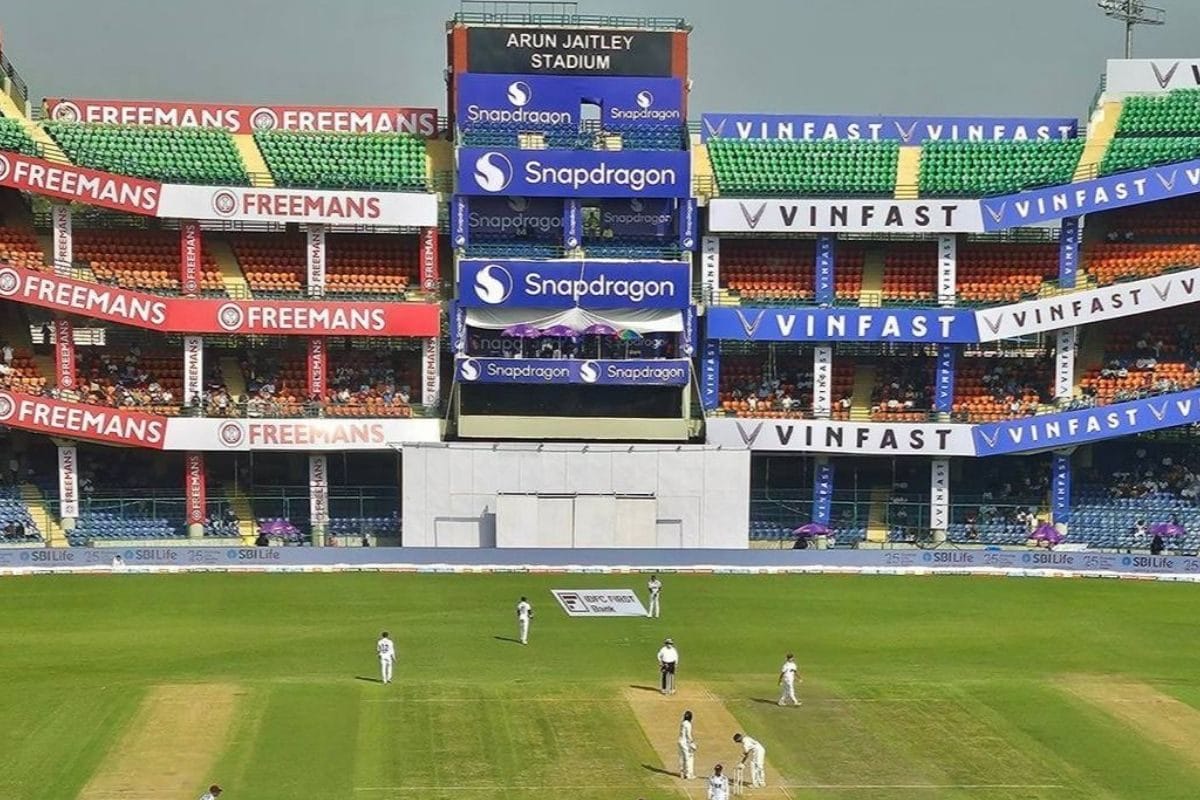 क्या विस्फोट से दिल्ली के मैच पर पड़ेगा असर! स्टेडियम की सुरक्षा बढ़ाई गई