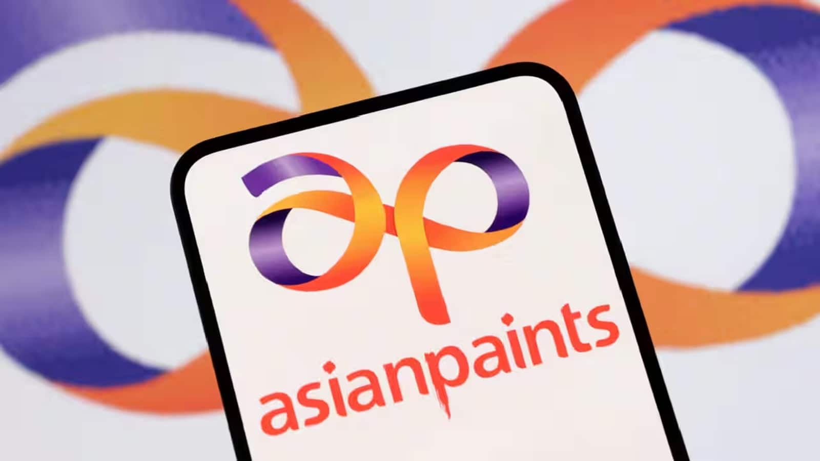 Asian Paints share price : 5.5% की तेजी के साथ Nifty का टॉप गेनर बना एशियन पेंट्स का शेयर, जानिए क्या रही वजह
