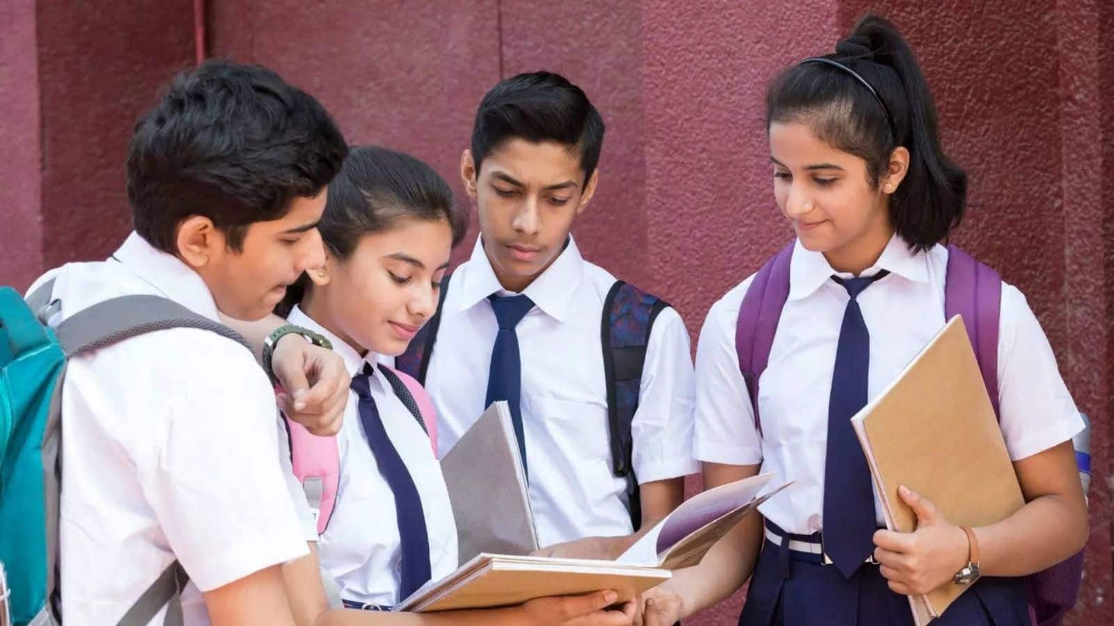 JAC Board Fee Hike: बढ़ गई 10वीं और 12वीं की परीक्षा फीस, जानें अब कितना लगेगा पैसा