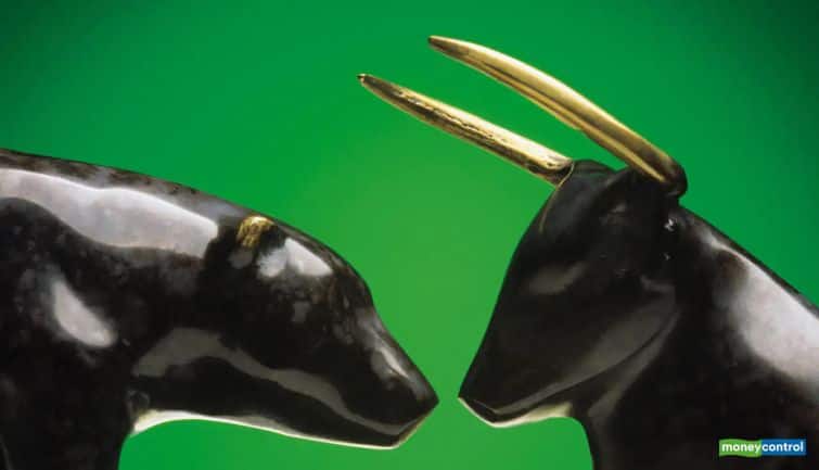 Stock Market Live Update: 14 महीने बाद निफ्टी नए रिकॉर्ड हाई पर पहुंचा, सेंसेक्स 300 अंक चढ़ा