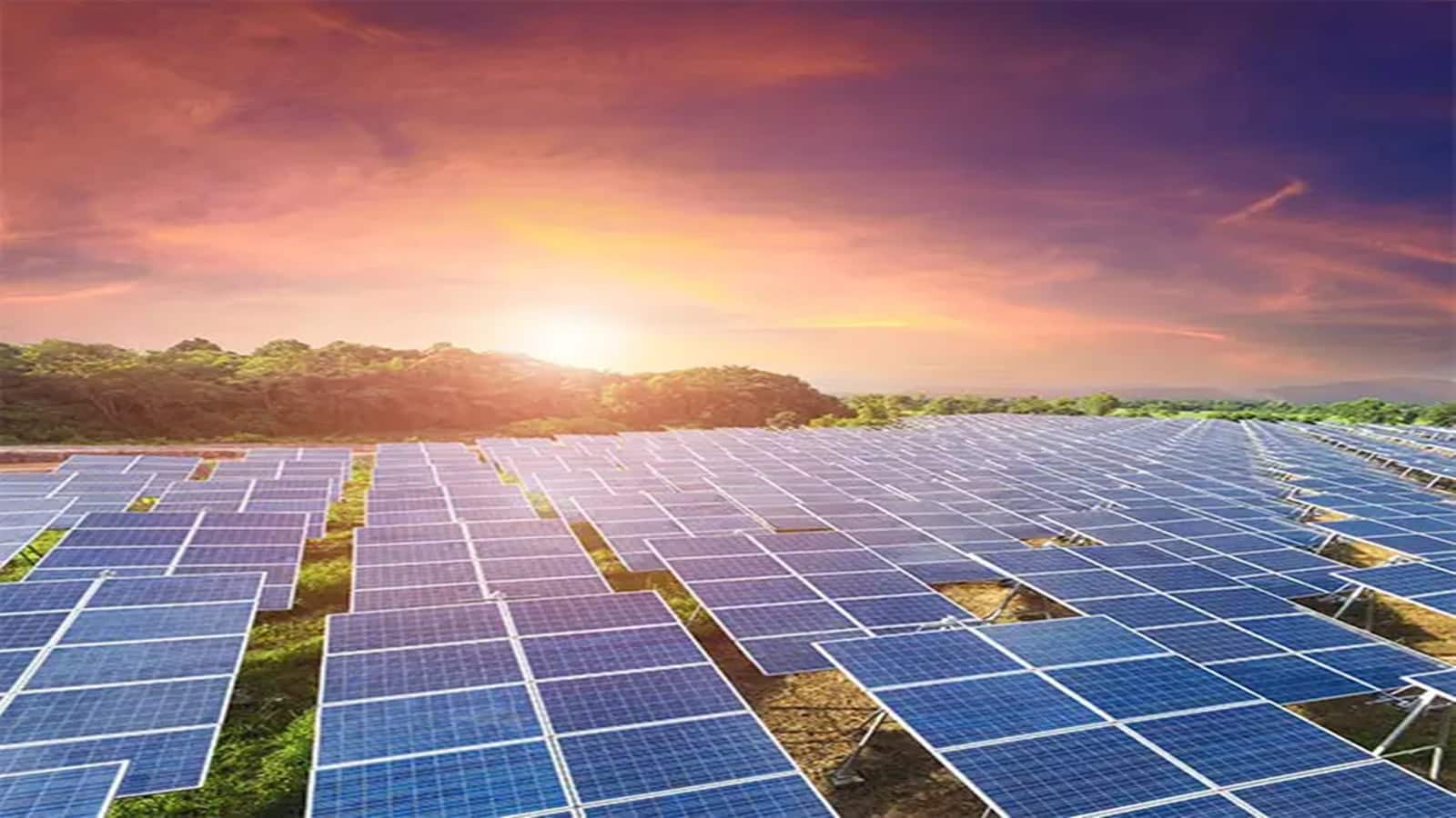 Emmvee Photovoltaic IPO Allotment: अलॉटमेंट चेक करने का स्टेपवाइज तरीका, लिस्टिंग को लेकर ग्रे मार्केट से मिल रहे रेड सिग्नल