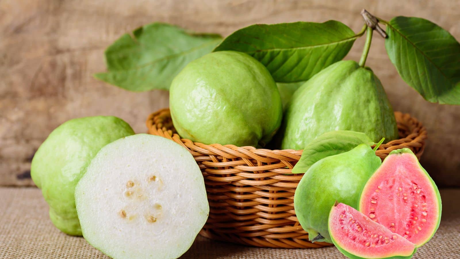 Guava Buying Tips: अमरूद की मिठास की पहचान करें बिना चखे, अपनाएं ये तरीका