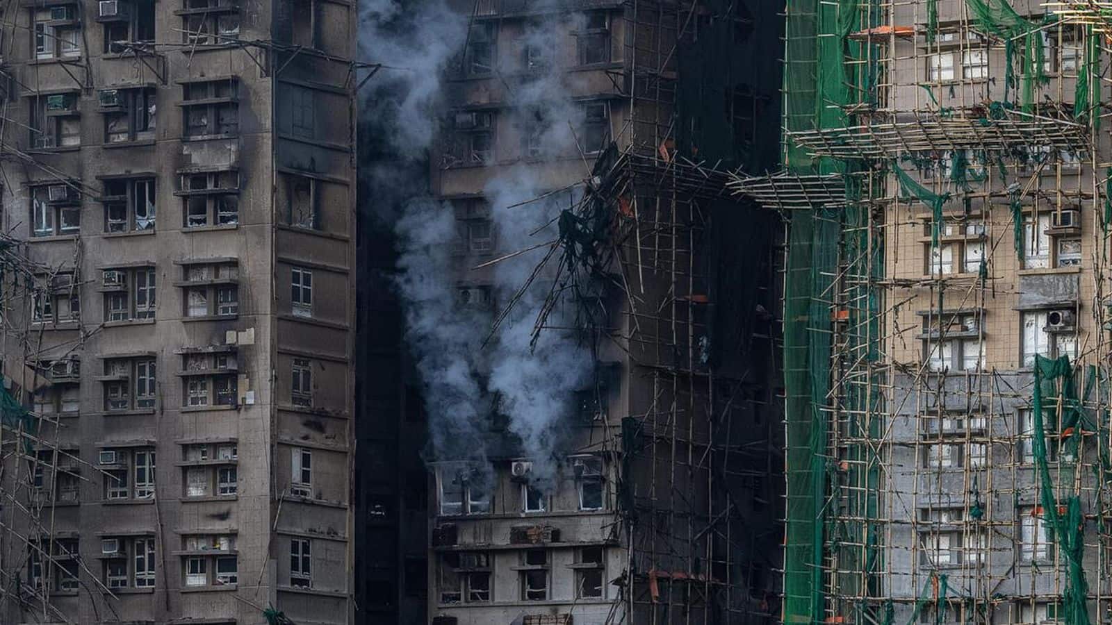 Hong Kong Fire: हांगकांग में आग से मरने वालों की संख्या 128 हुई, अधिकारी बोले- 'ठीक से काम नहीं कर रहे थे फायर अलार्म'