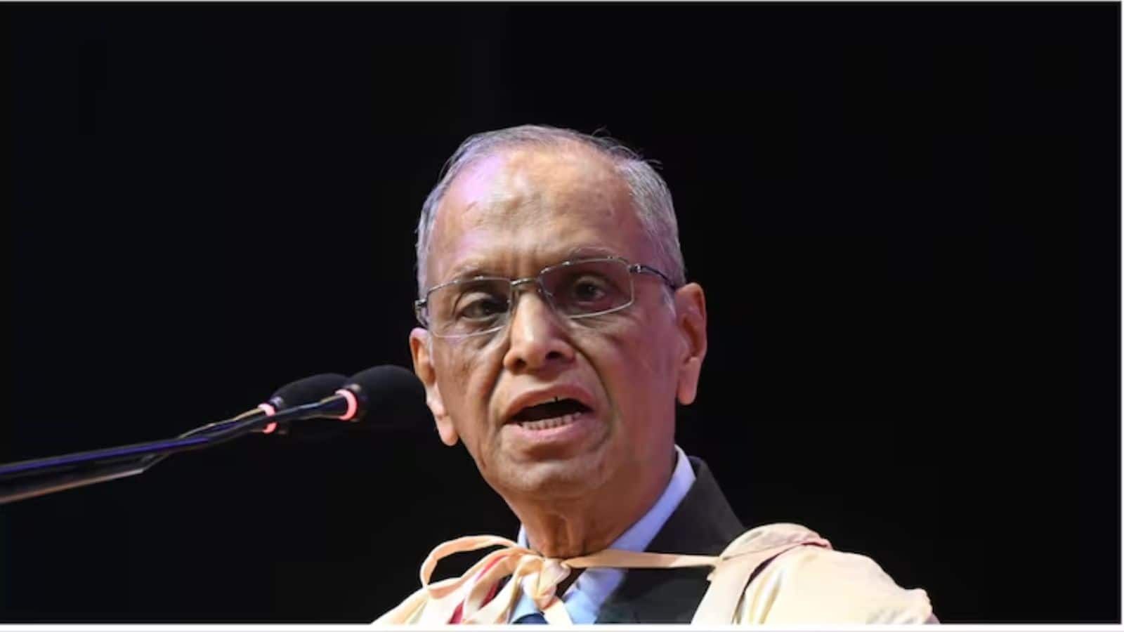नारायण मूर्ति ने फिर दोहराया अपना 70 घंटे काम वाला बयान, बोलें- 'चीनी अर्थव्यवस्था से मुकाबला करने के लिए हैं बेहद जरूरी'