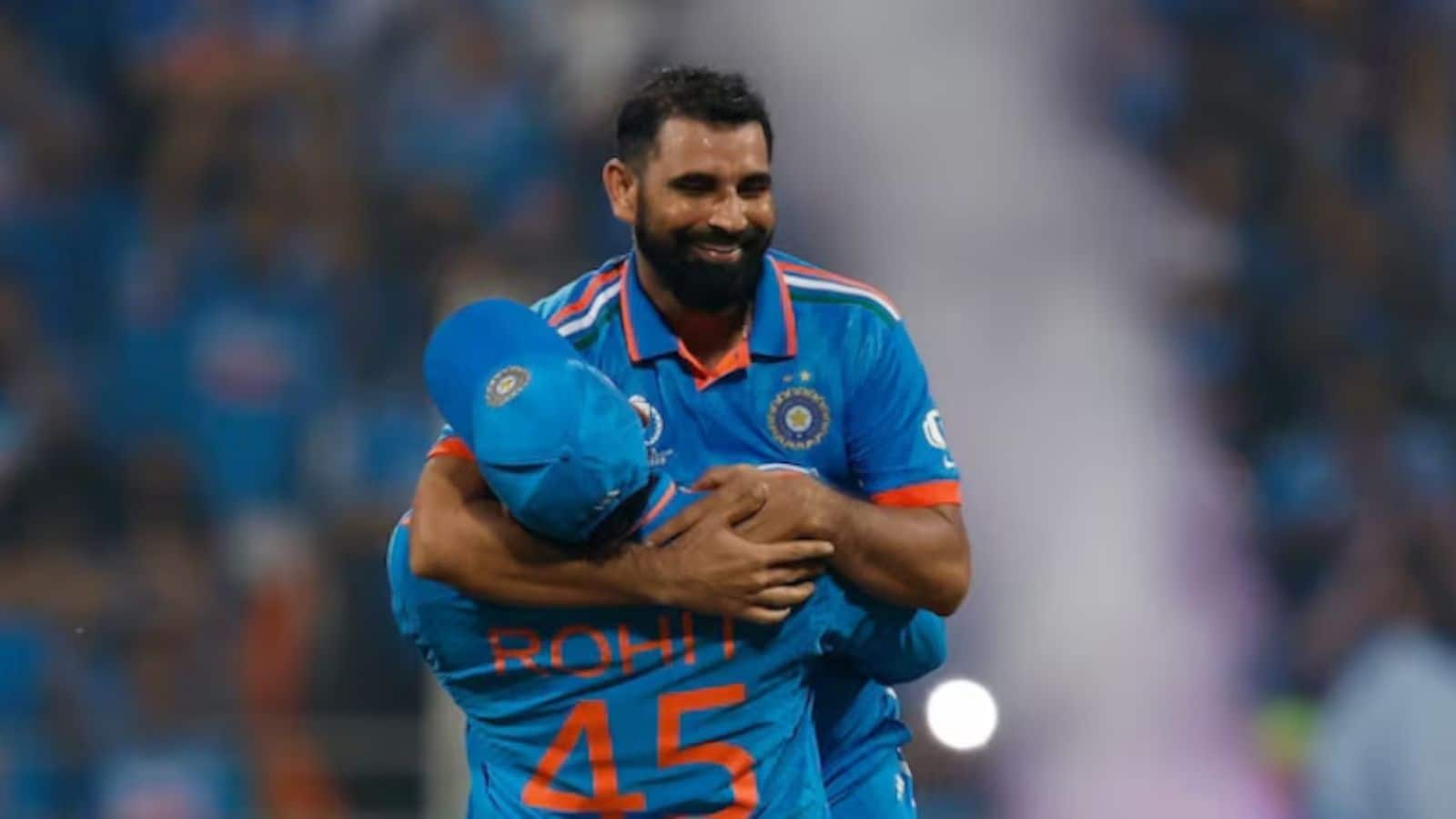 'इंग्लैंड दौरे पर जाने से इनकार और फिर...', इस वजह से टीम इंडिया से बाहर हैं मोहम्मद शमी! सामने आई ये बड़ी जानकारी