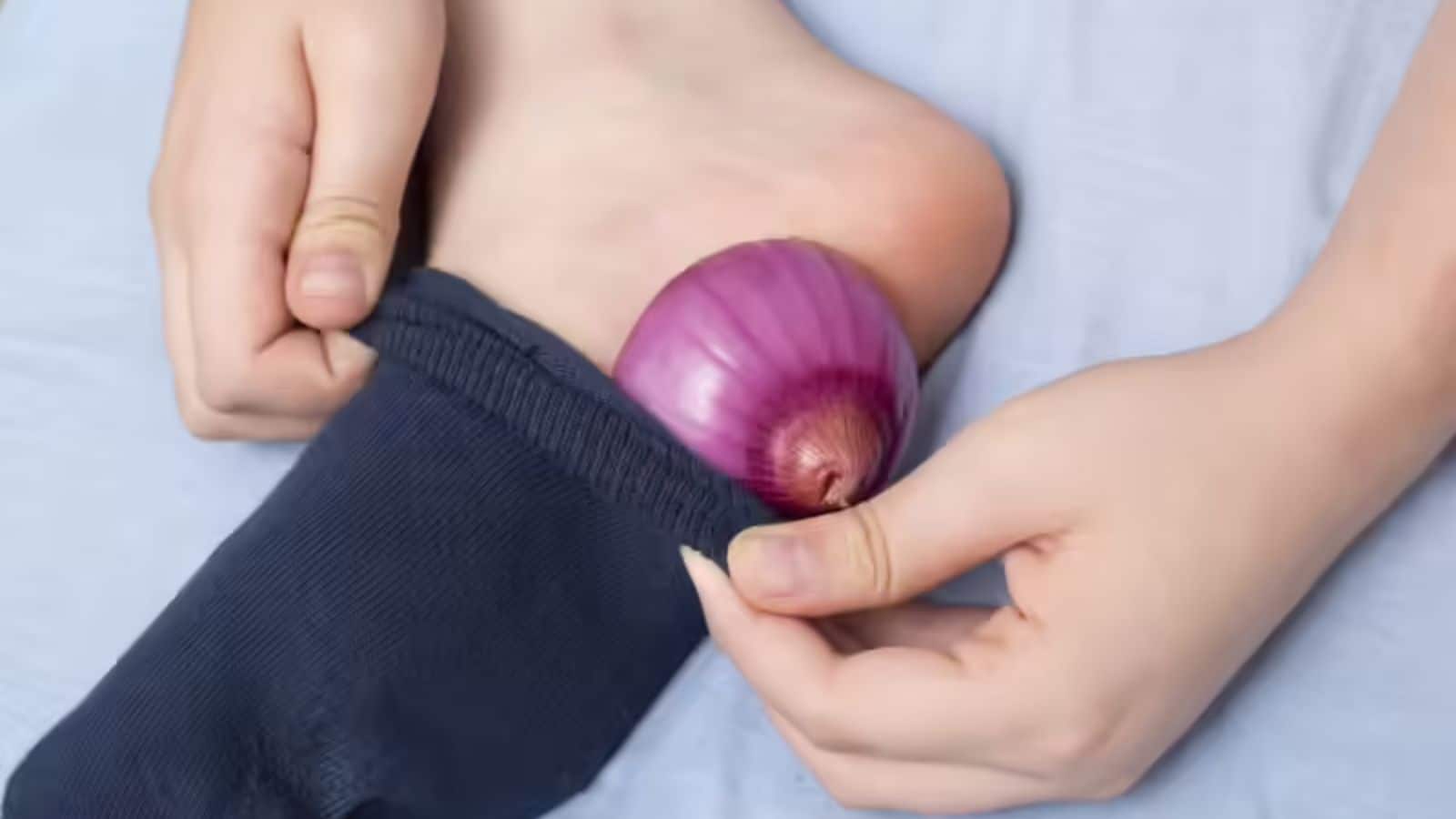Onion Therapy: एक प्याज से इतनी सारी बीमारियां दूर? जानिए कैसे करता है कमाल