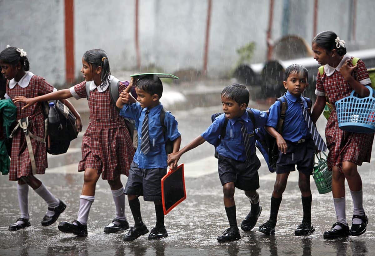 पालघर: टीचर ने बच्चों को एक किलोमीटर दूर नदी से पानी लाने को कहा, आने में देर हुई तो कर दी पिटाई