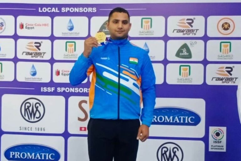 आईएसएसएफ विश्व चैंपियनशिप: रविंदर ने जीता गोल्ड, इलावेनिल को कांस्य पदक