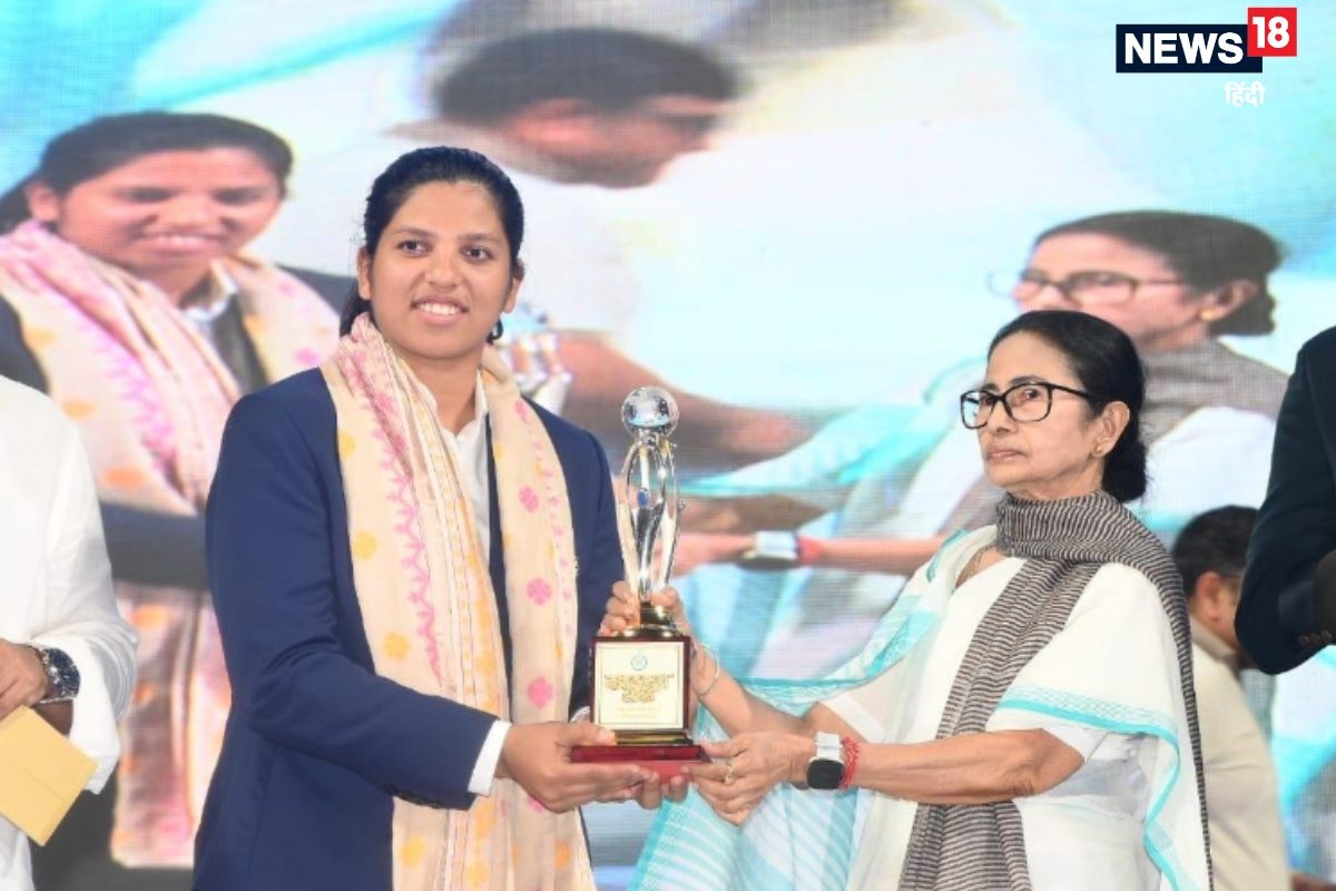 DSP बनीं वर्ल्ड चैंपियन ऋचा घोष, गांगुली ने कप्तान बनने की कर दी भविष्यवाणी