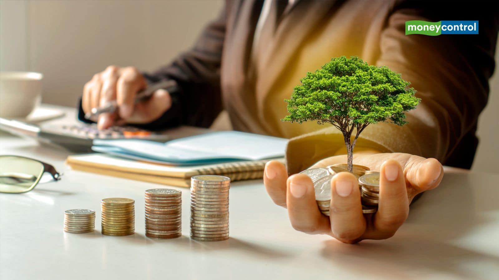 NPS: एनपीएस में हर महीने 1 लाख रुपये कंट्रिब्यूशन पर कितनी पेंशन मिल सकती है?