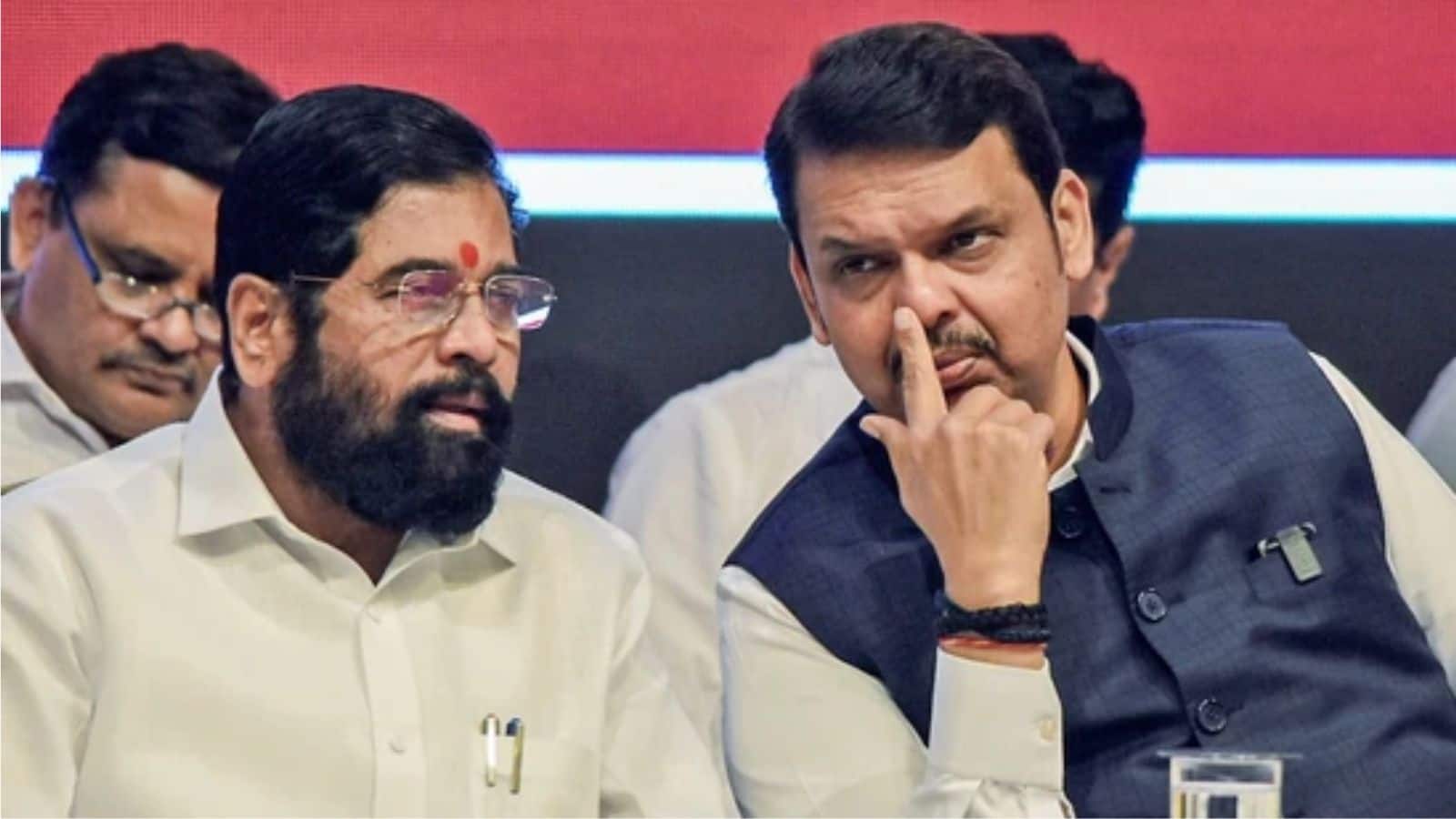 BMC चुनाव से पहले 'महायुति' गठबंधन में दरार! शिवसेना कार्यकर्ताओं को BJP में शामिल करने पर, शिंदे के मंत्री कैबिनेट बैठक में नहीं हुए शामिल!