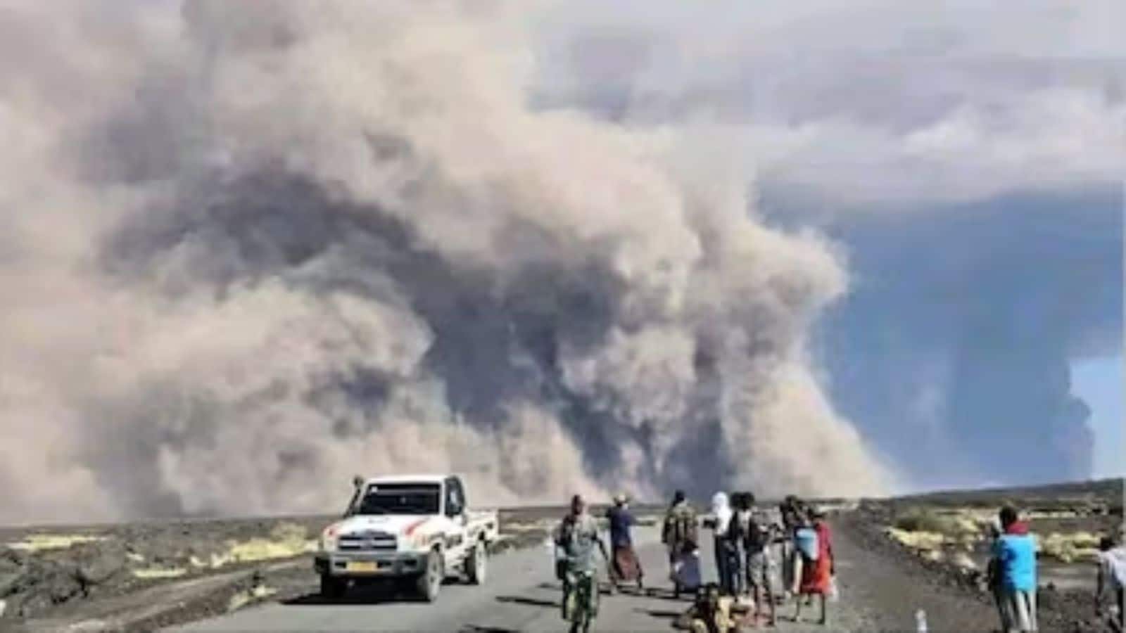 Ethiopian Volcanic Eruption: इथियोपिया में फूटे ज्वालामुखी से भारत के आसमान पर भी मंडरा रहा खतरा, दिल्ली के आसमान पर छा सकता है राख का गुबार