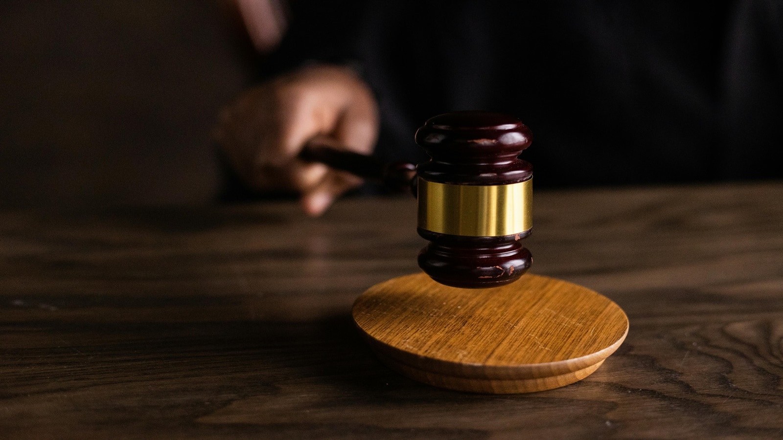 SC On IHFL case : सम्मान कैपिटल के खिलाफ आरोपों पर SEBI को लगी फटकार, CBI को मिले FIR फाइल करने के निर्देश