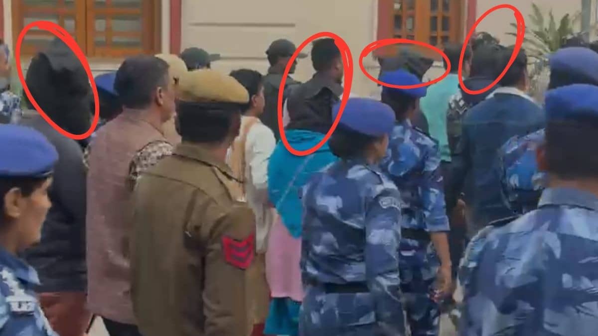 Delhi Blast: दिल्ली ब्लास्ट के 4 आरोपियों को मिली 10 दिन की NIA कस्टडी, पटियाला हाउस कोर्ट में हुई पेशी