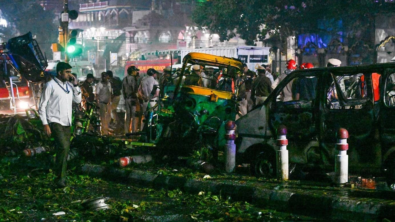 Delhi Blast: लाल किला के अलावा एक मेट्रो स्टेशन और 2 बाजार भी थे आतंकियों के निशाने पर