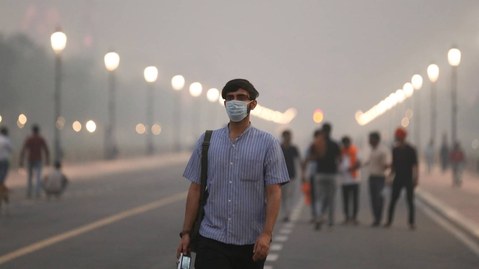 Delhi AQI Update: दिल्ली-NCR में प्रदूषण बेकाबू, ग्रैप-3 लागू होने के बाद भी नहीं मिल रही राहत; एक्‍यूआई 500 के पार