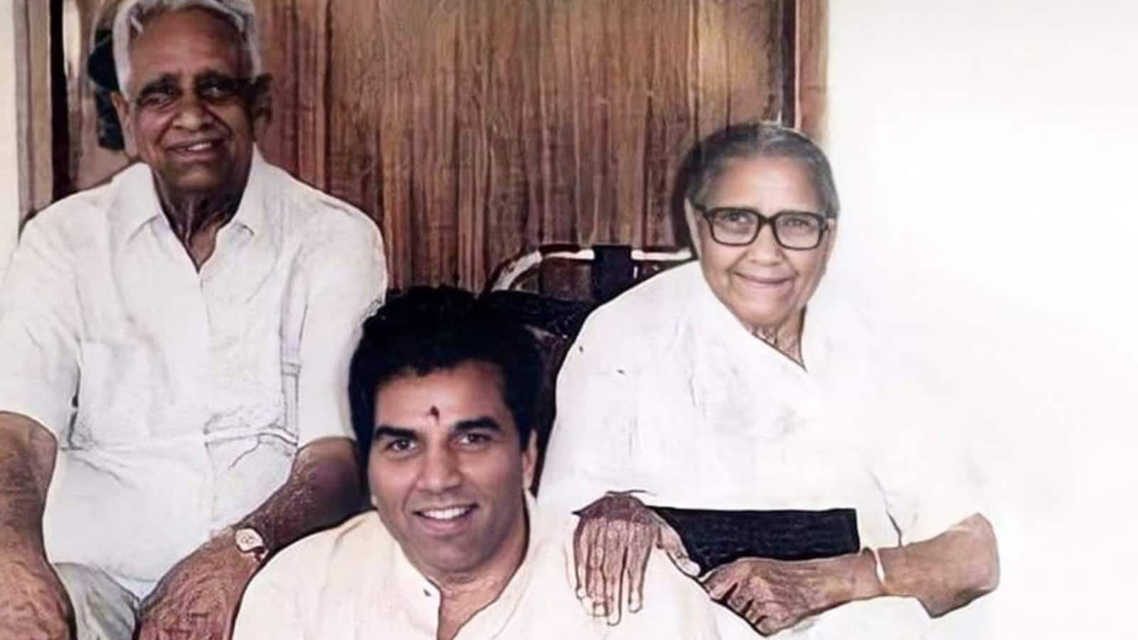 Dharmendra: पिता की मार से बचने के लिए कॉलेज के हेड क्लर्क को धर्मेंद्र ने दी थी रिश्वत, मां ने ऐसे पकड़ी थी होशियारी