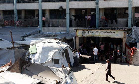 UNRWA: धन की क़िल्लत से लाखों फ़लस्तीनी शरणार्थियों के लिए सेवाओं पर असर होगा