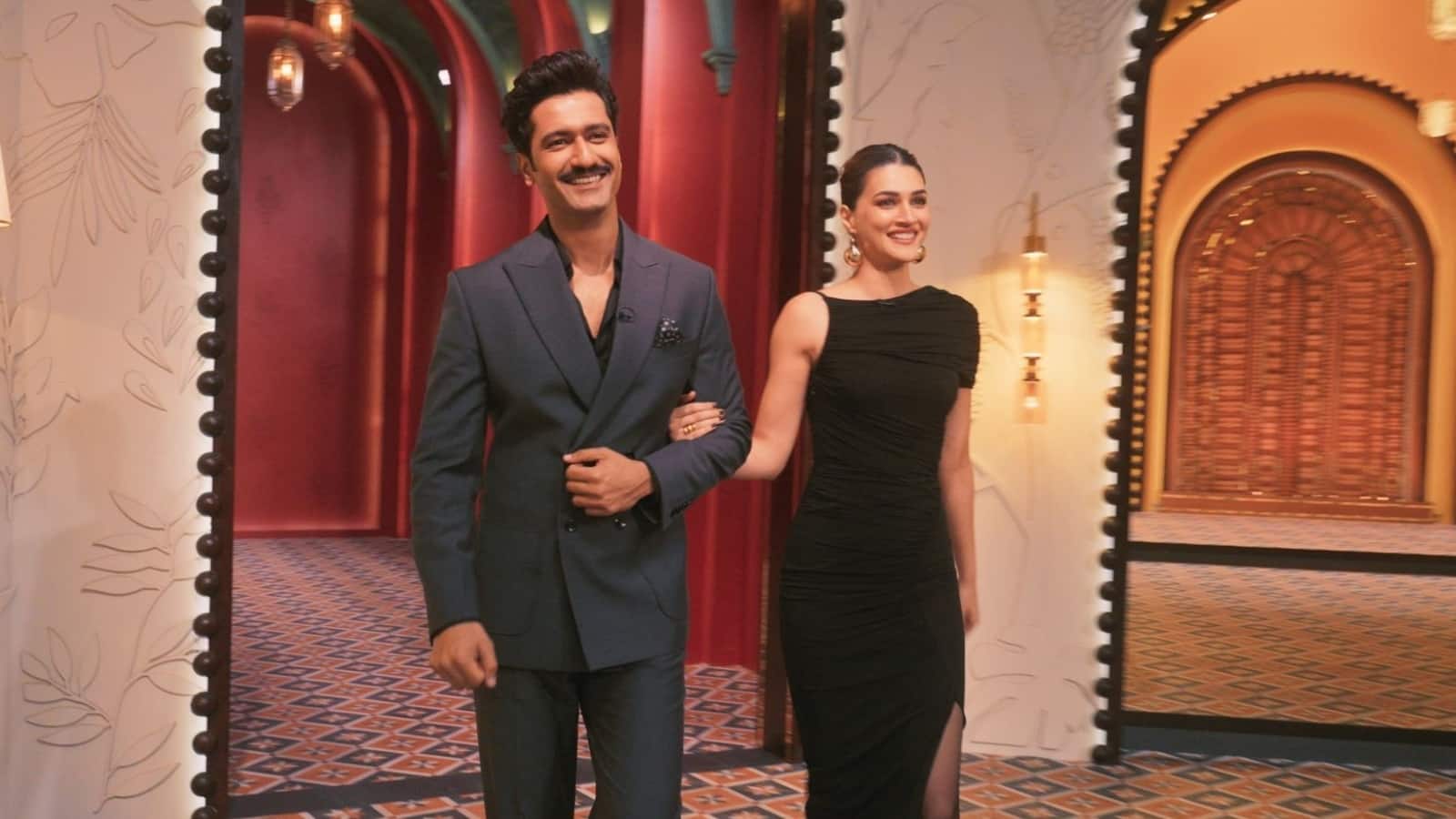 Too Much with Kajol and Twinkle: काजोल-ट्विंकल खन्ना के शो पर पहुंचे कृति सेनन और विक्की कौशल, जमकर लगे हंसी के ठहाके