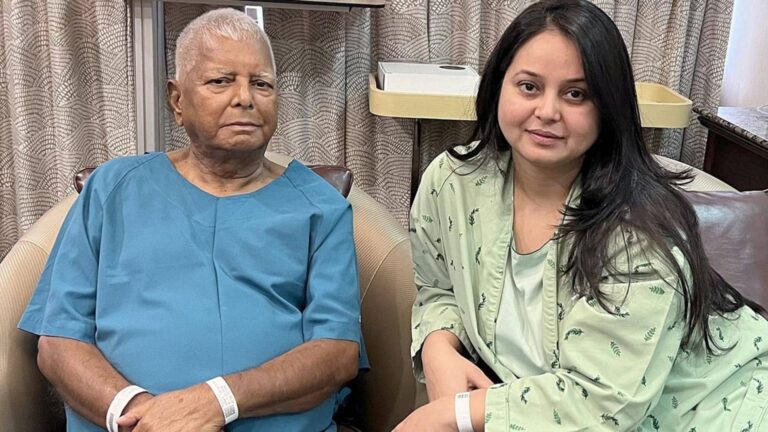 'किडनी देकर मैंने गुनाह कर दिया...', नए पोस्ट में रोहिणी आचार्य ने क्यों कहा- भूल कर भी अपने भगवान रूपी पिता को ना बचाएं