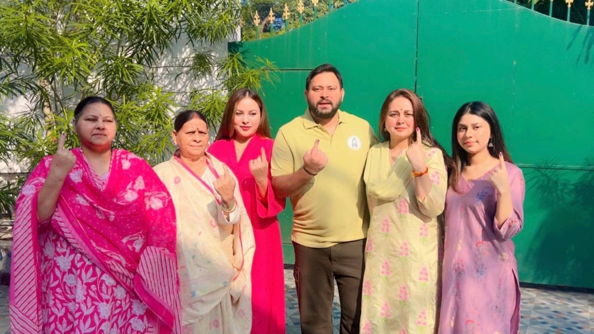 रिश्तों की डोर ढीली पड़ी, वफादारियां बदलीं या झगड़े बढ़े? अब तीन और बेटियों ने छोड़ा घर, पढ़ें लालू परिवार के घमासान की पूरी कहानी