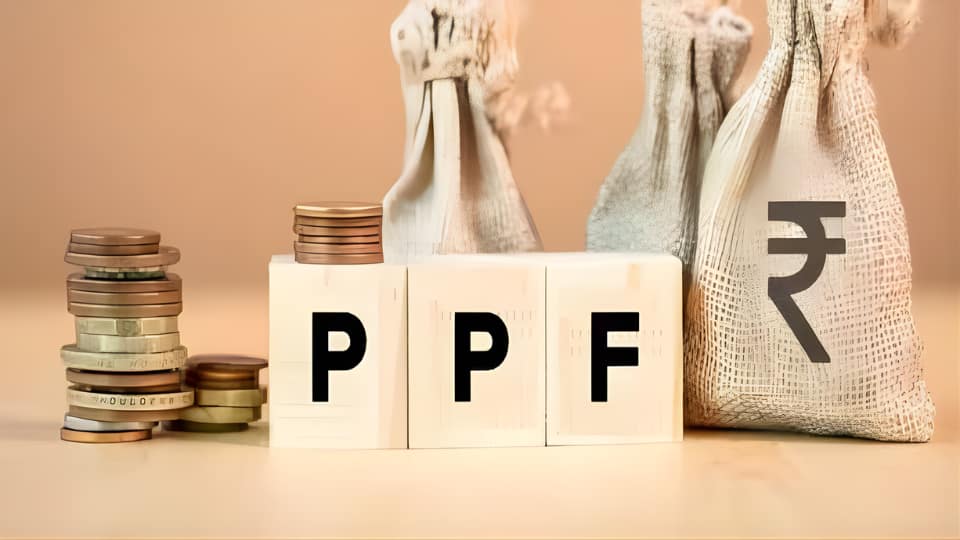 PPF में मासिक 5000, 10000 और 15000 रुपये निवेश करने पर कितना मिलेगा टैक्स फ्री रिटर्न? विस्तार से समझिए