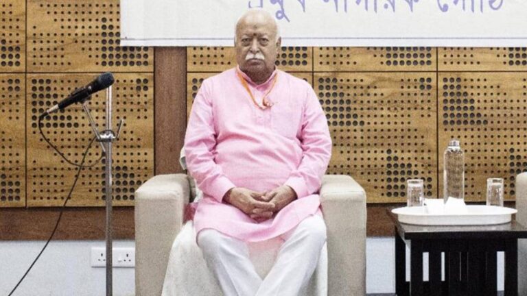 'हिन्दू नहीं रहेगा, तो दुनिया नहीं रहेगी...', मणिपुर में RSS सरसंघचालक मोहन भागवत का बड़ा बयान, कहा- संघ किसी के खिलाफ नहीं