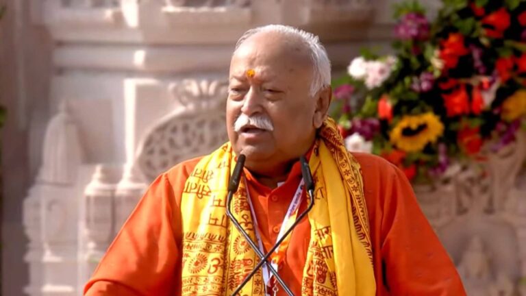 'जैसा सपना देखा, उससे भी सुंदर बना', राम मंदिर पर धर्म-ध्वज फहराने के बाद बोले RSS प्रमुख मोहन भागवत, किस-किसको किया याद?