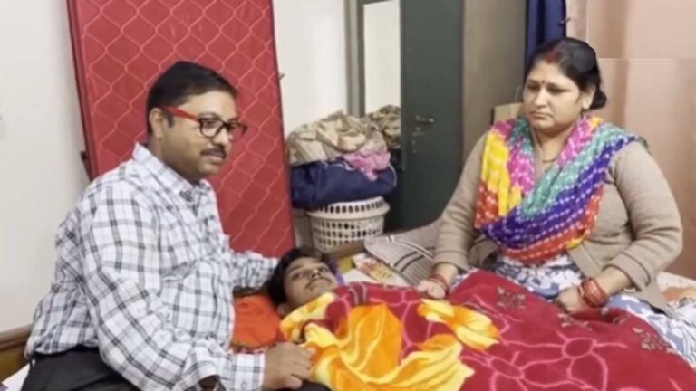 4 स्टेज कैंसर से जंग लड़ रहे बेटे के लिए पिता ने रूस सरकार को भेजा पत्र, वैक्सीन ट्रायल की गुहार... क्या मिली मंजूरी?