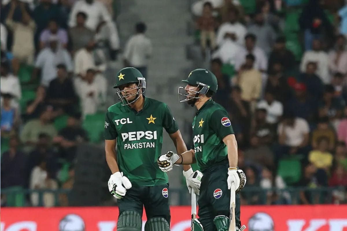 पाक फैंस लगाए बुमराह को लेकर अपमानजनक नारे, फरहान ने दिया ऐसा रिएक्शन