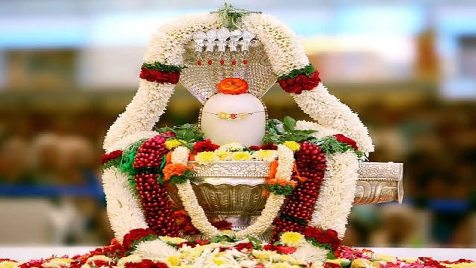 Margashirsha Masik Shivratri Vrat 2025: आज मासिक शिवरात्री के दिन बन रहे हैं कई शुभ योग, जानें पूजा विधि, मुहूर्त और महत्व