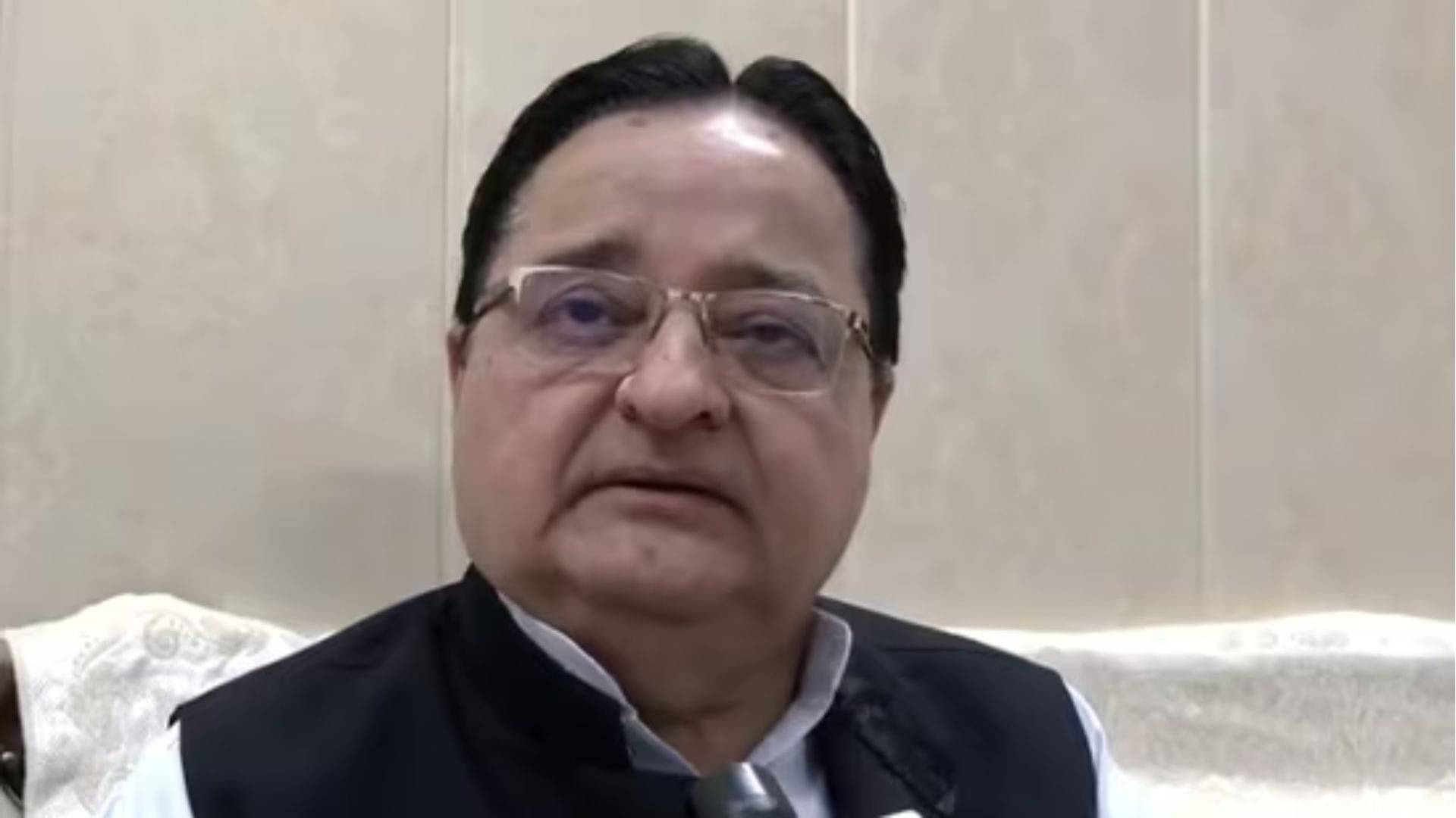 'हम खून दे सकते हैं लेकिन वंदे मातरम् नहीं गा सकते...', बिहार चुनाव के बीच सपा के पूर्व सांसद एसटी हसन ने ऐसा क्यों कहा?