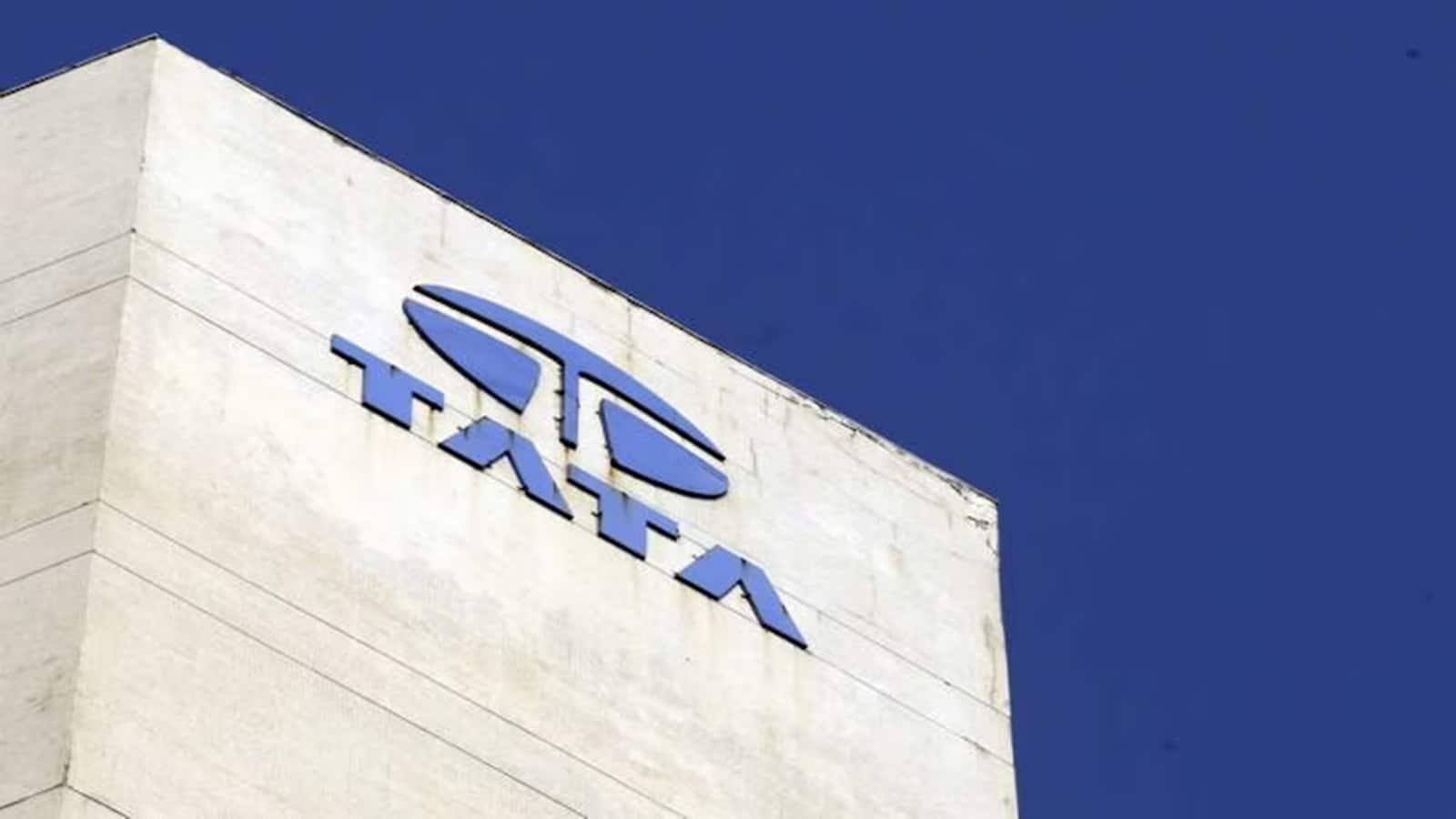 Tata Trusts Row: डेरियस खंबाटा बोले- तख्तापलट या टेकओवर की कहानी बेतुकी, नोएल टाटा को किया सपोर्ट