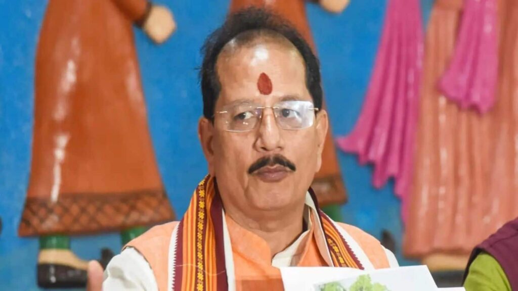 Vijay Sinha Attack: विजय सिन्हा पर हमले को बिहार के DGP ने बताया 'छोटी सी घटना', डिप्टी सीएम ने RJD को दी चेतावनी