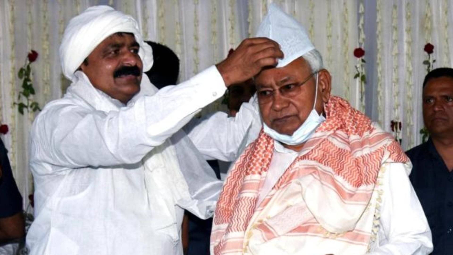 Zama Khan: कौन हैं नीतीश सरकार के इकलौते मुस्लिम मंत्री? जिन्होंने JDU की ओर से गांधी मैदान में ली शपथ, UP से भी है कनेक्शन