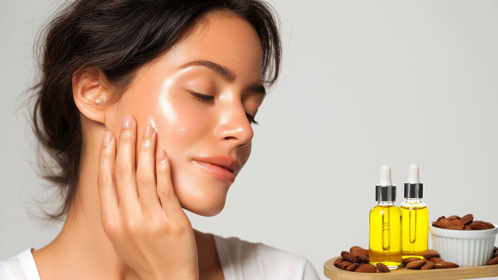 Almond Oil: झुर्रियां, सूखापन और डल स्किन से परेशान? बादाम तेल के ये 3 तरीके अपनाएं और कमाल देखें