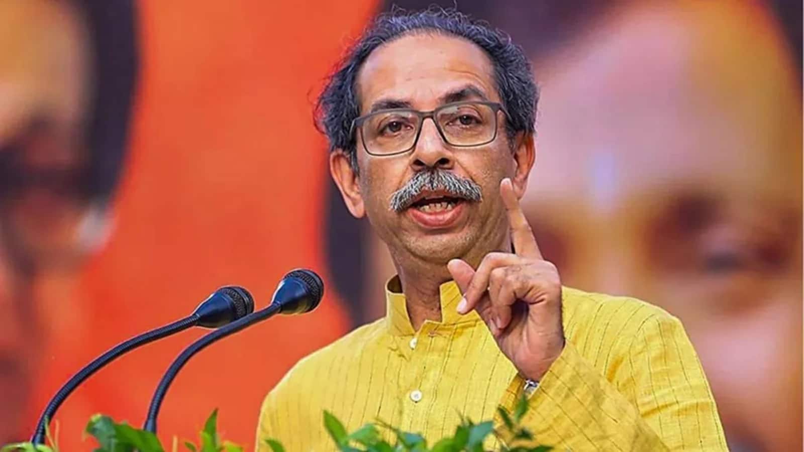 'CM देवेंद्र फडणवीस भ्रष्ट मंत्रियों को संरक्षण को दे रहे हैं', विधानसभा में बोले उद्धव ठाकरे