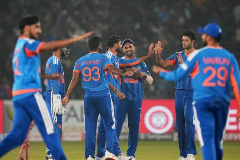 हार्दिक की तूफानी फिफ्टी, गेंदबाजों का कहर, भारत ने 101 रनों से जीता पहला टी20
