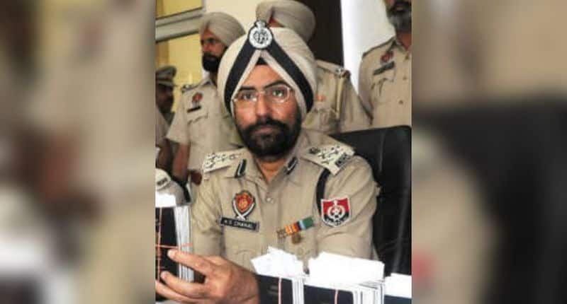 Punjab:  पंजाब के पूर्व आईजी ने खुद को गोली मारी, ऑनलाइन फ्रॉड के कारण हुआ था बड़ा नुकसान