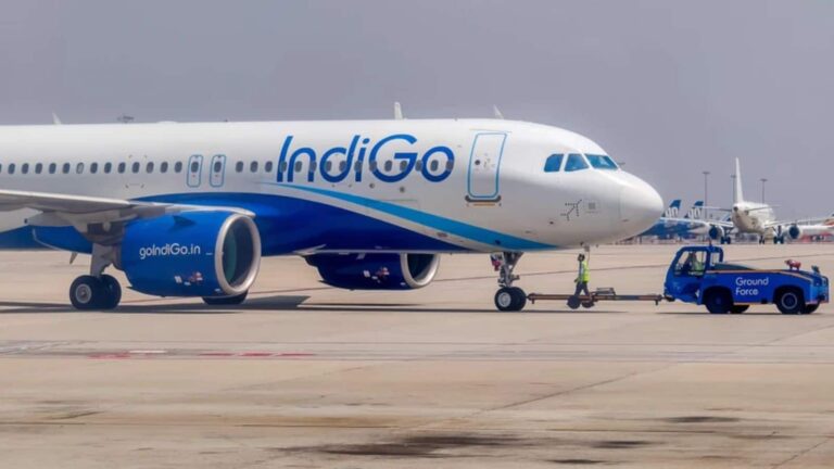 IndiGo पटरी पर लौट रही, कंपनी का दावा 95% नेटवर्क बहाल, कैंसिलेशन भी घटा