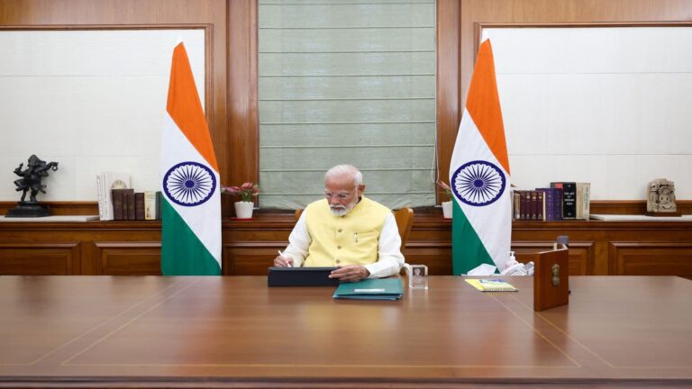 Seva Teerth: अब 'सेवा तीर्थ' के नाम से जाना जाएगा PMO, सभी राज्यों में राजभवन बने 'लोकभवन', जानें- सरकार का क्या है मकसद