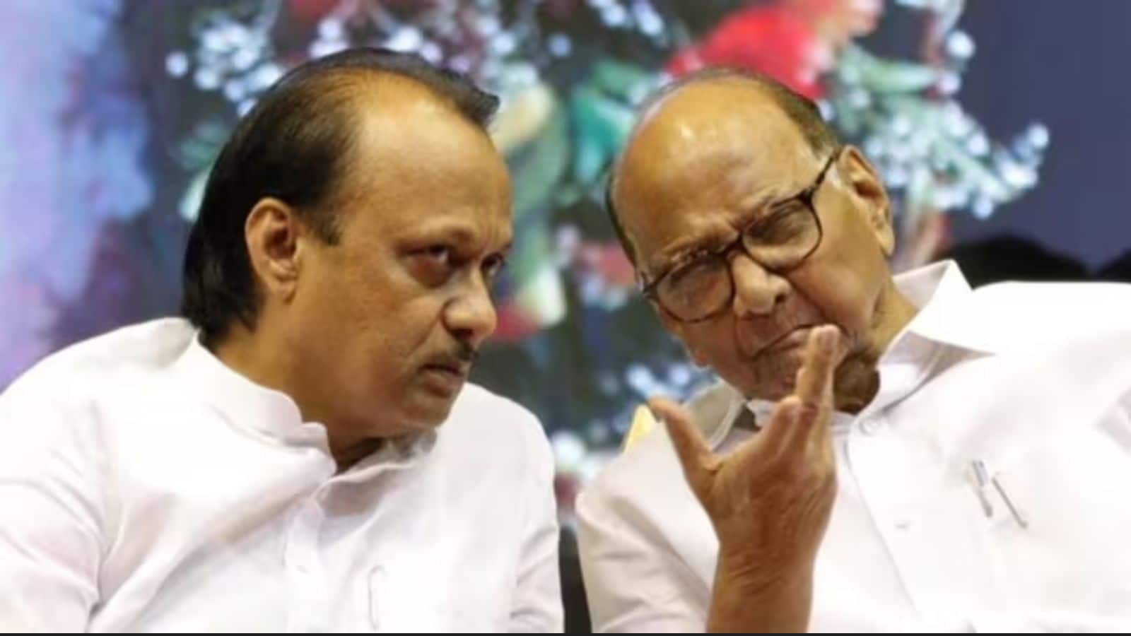 Ajit Pawar: महाराष्ट्र की सियासत में बड़ा उलटफेर, पिंपरी-चिंचवड चुनाव के लिए 'चाचा-भतीजा' आए एक साथ; अजित पवार बोले- 'परिवार एक हो गया है'