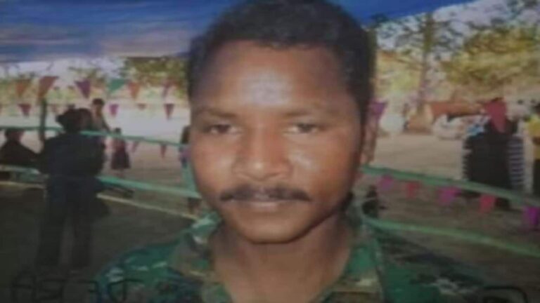 Naxalite surrender: नक्सली बारसे देवा ने किया सरेंडर! 50 लाख का था इनाम, माना जाता है हिडमा का भरोसेमंद साथी