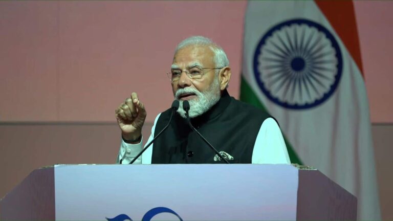 PM Modi Oman Visit: '21वीं सदी का भारत साहसिक निर्णय लेता है'; ओमान में भारतीय समुदाय से बोले पीएम मोदी, पढ़ें- संबोधन की बड़ी बातें