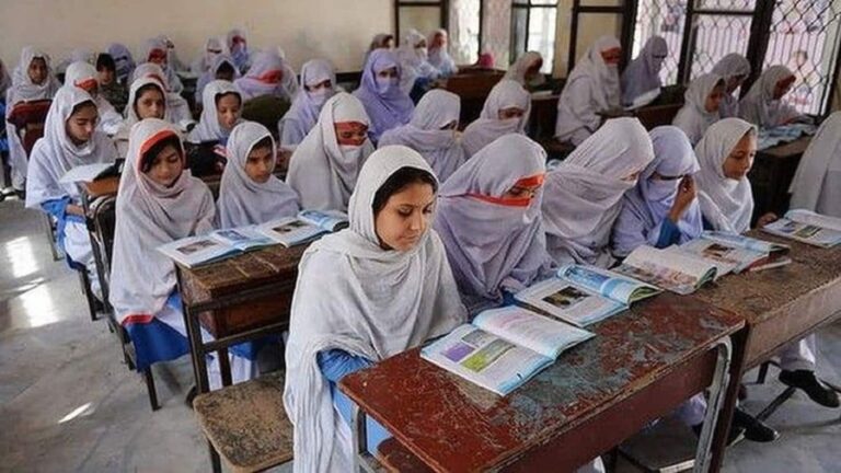 Punjab Board Exams 2026 Date Sheet: 10वीं और 12वीं की प्रैक्टिकल परीक्षा की डेटशीट हुई जारी, यहां से करें डाउनलोड