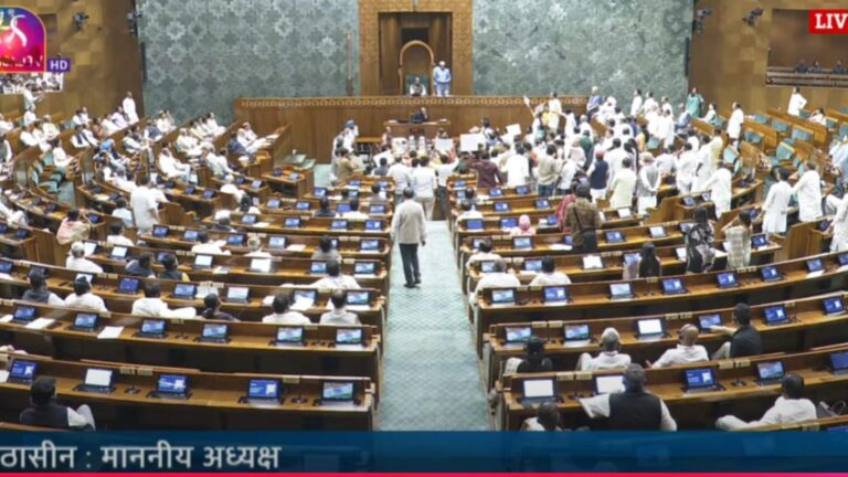 काम के बाद नो ऑफिस कॉल और मेल! लोकसभा में पेश हुआ राइट टू डिसकनेक्ट बिल, 2025