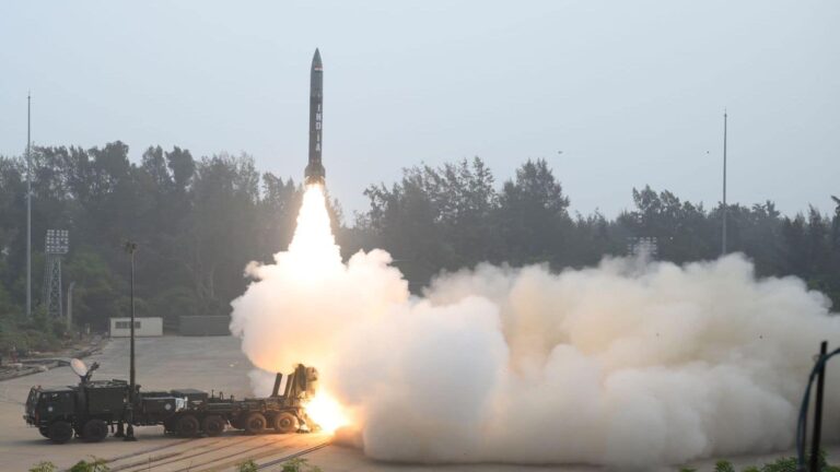Pralay Missile: DRDO ने रच दिया इतिहास! एक ही लॉन्चर से दो प्रलय मिसाइलों का किया साल्वो लॉन्च