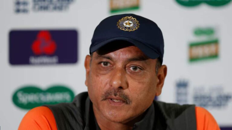 Ravi Shastri: क्या रवि शास्त्री बनेंगे इंग्लैंड के नए हेड कोच? एशेज में मिली हार के बाद पूर्व स्टार खिलाड़ी ने की बड़ी मांग